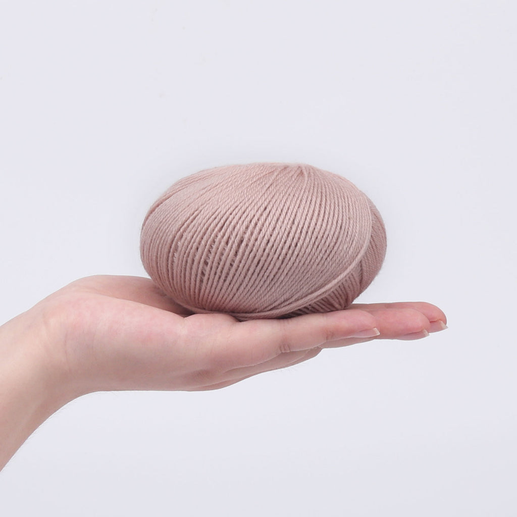 NICEEC 4 Skeins Soft Merino Wool Yarn - Soft & Warm, Finger Weight, Woolen Yarn for Crochet & Knitting